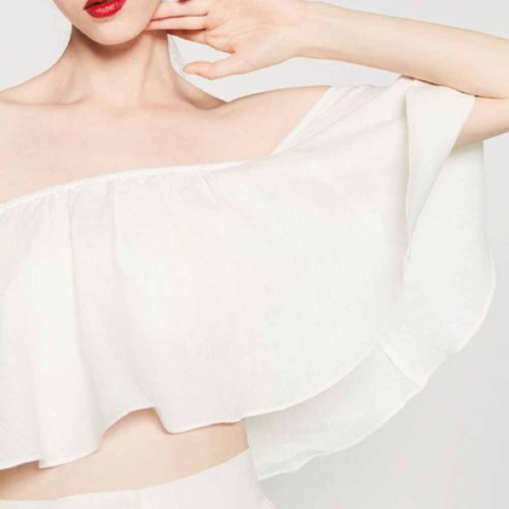 Zara White off the shoulder crop top